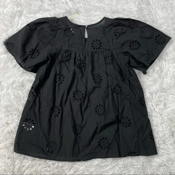 New Madewell  Daisy Eyelet Flutter-Sleeve Yoke Top - Picture 4 of 8